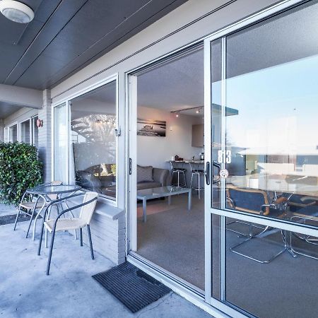 Twin Peaks Lakeside Inn Taupo Exterior foto